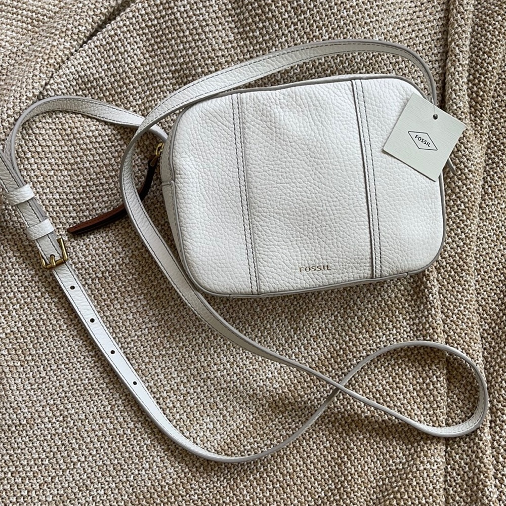 Fossil purse